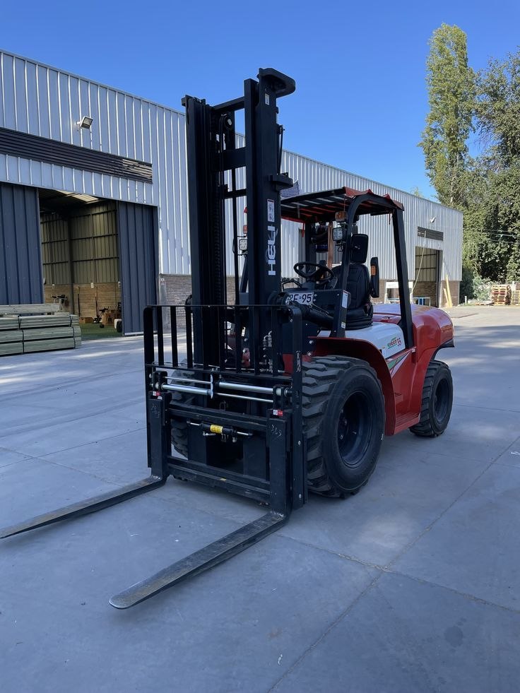Used Heli forklift for sale in UAE